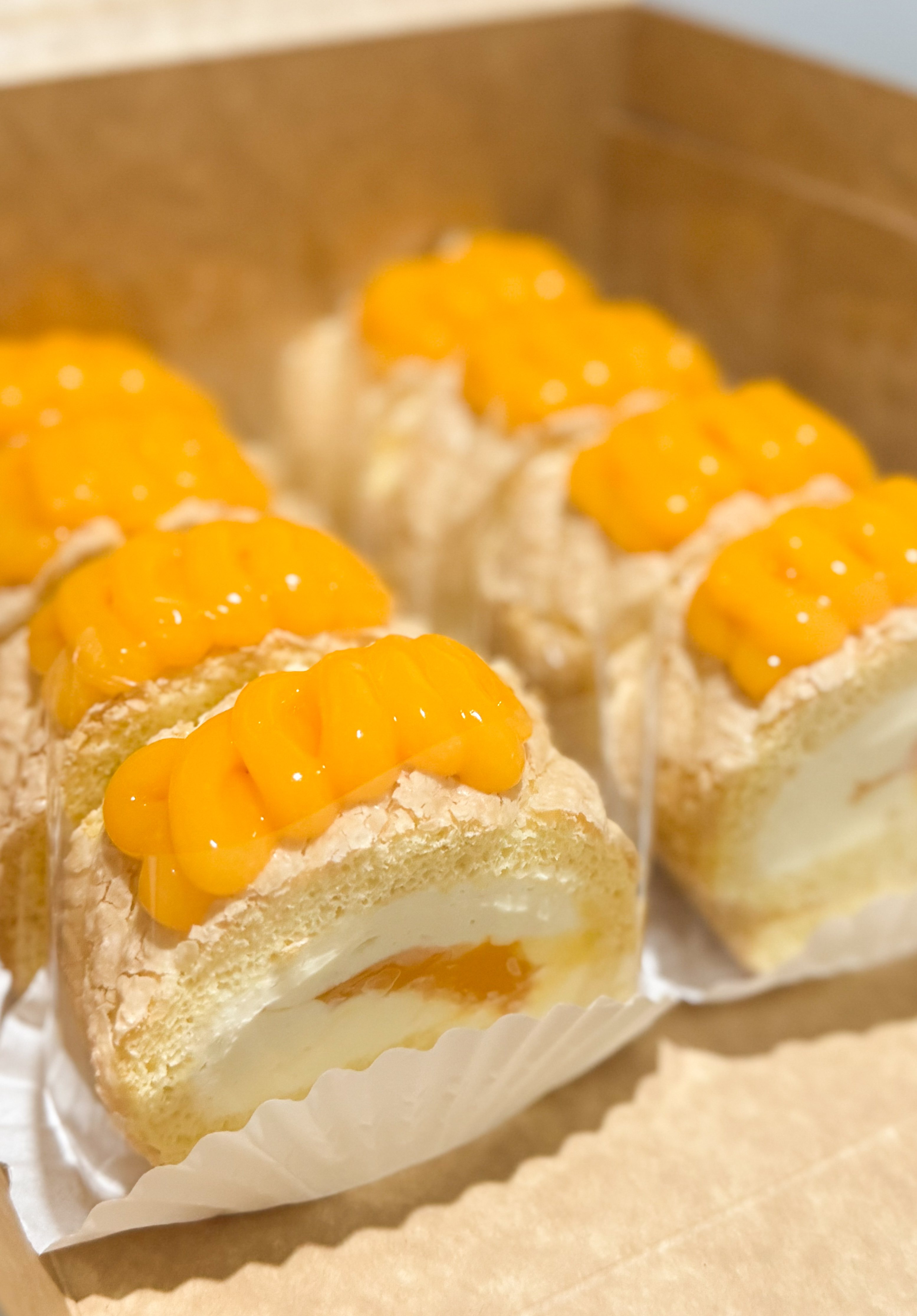 เลดี้ฟิงเกอร์เค้กส้มโรล